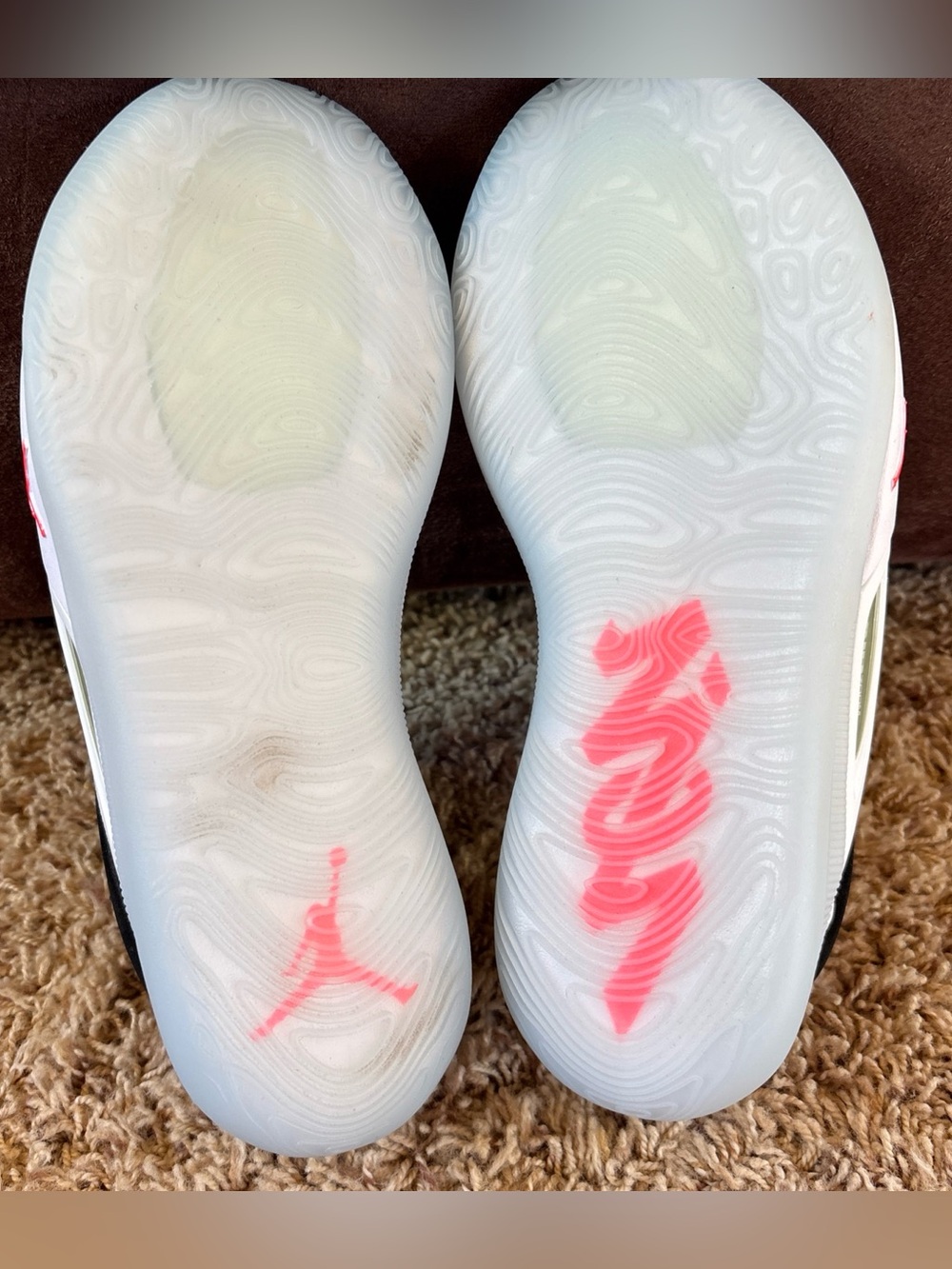Nike Jordan Zion 4 PF White Bright Crimson Black Volt FB1802-100 Men Size 7.5 - Picture 6 of 9
